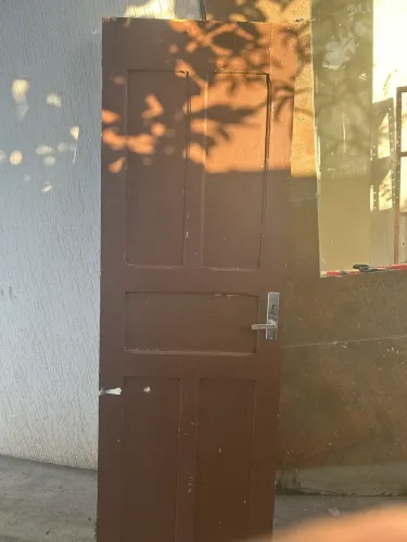 Porta madeira maciça