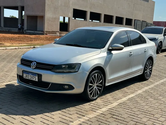 Volkswagen Jetta Highline 2.0 TSI 16V 4P Tiptronic 2012