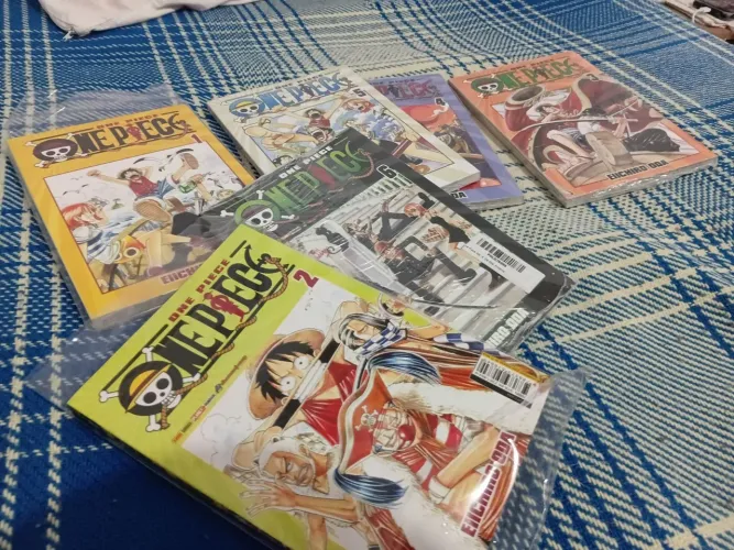 Mangá one piece do volume 1 ao 6 . Volumes 3 ,4 ,5 e 6 estão lacrados