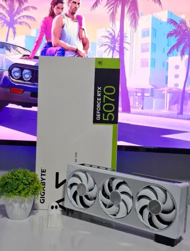 RTX 5070 12GB Nova