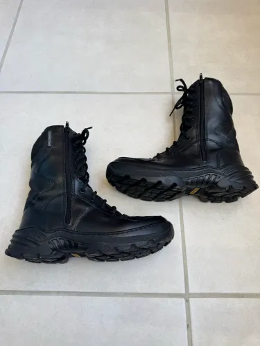 Coturno cano curto preto