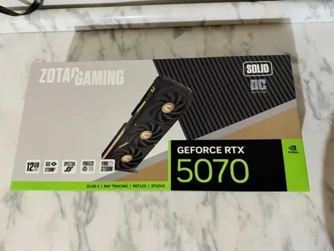 Placa de Vídeo RTX 5070 Zotac OC - 12GB GDDR7 (nova)