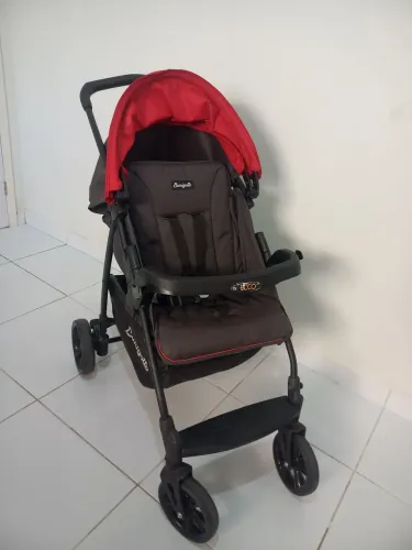 Carrinho de Bebê Burigotto Ecco Semi Novo Completo