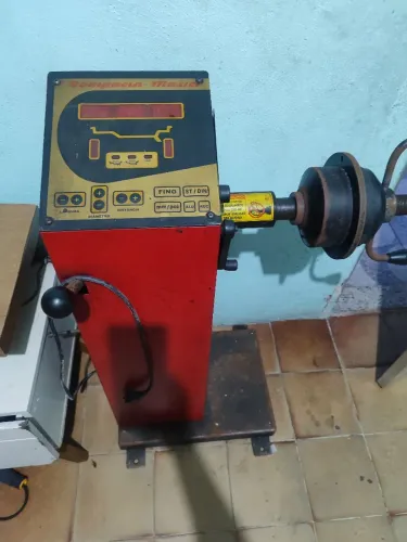 Balanceadora de rodas
