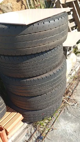 Pneus de carga para Vans e Caminhonetes! 