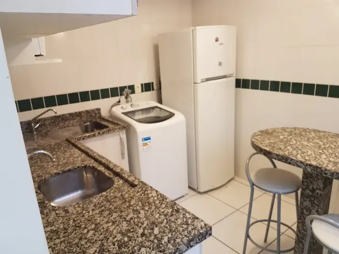 Apartamento mobiliado com 1 dormitório no Bairro Centro de Blumenau