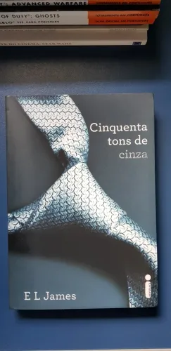 Livro Romance Erotico - 50 Tons de Cinza