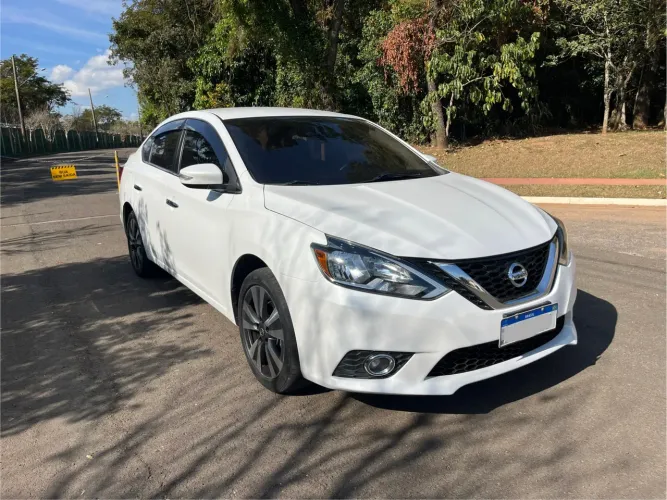 Nissan Sentra SV 2.0 Flexstart 16V Aut. 2017