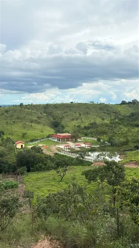 Vende-se o rancho no girassol Goiás