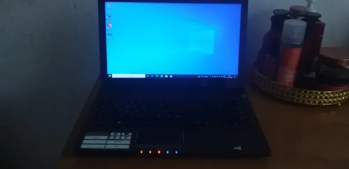 NOTEBOOK LOGIN 4G MEMÓRIA