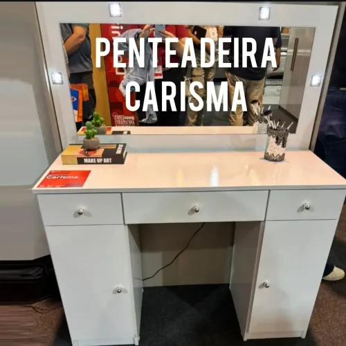 PENTEADEIRA CAMARIM CARISMA