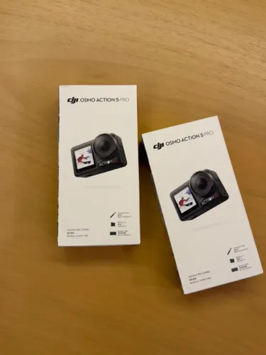 DJI Osmo Action 5 Pro Adventure Combo