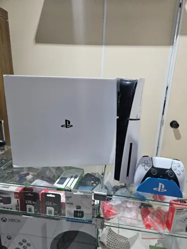 Ps5 slim com leitor seminovo aceitamos usado como entrada