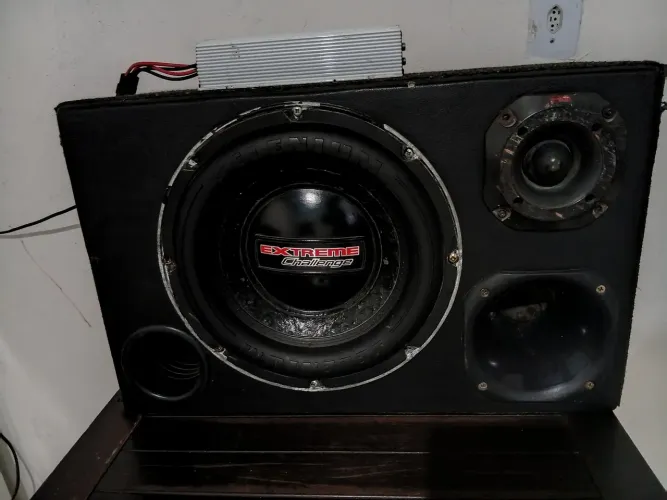 Vendo caixa de som automotivo