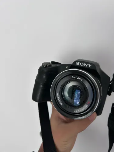 Câmera Sony semi profissional