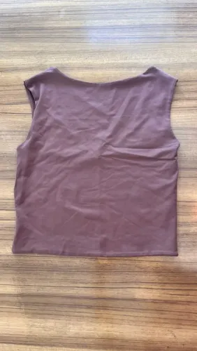 Blusa marrom costas abertas - TAM P