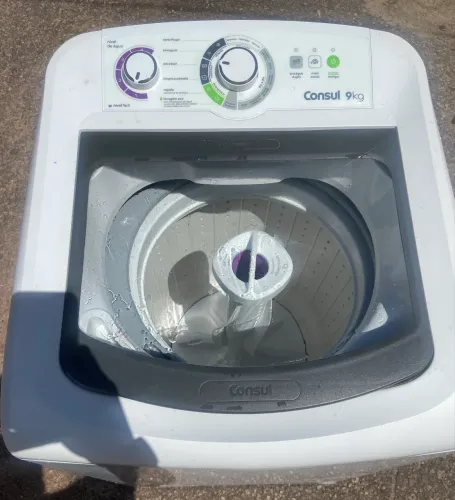 POR 650 REAIS MÁQUINA DE LAVAR ROUPA CONSUL 9KGS