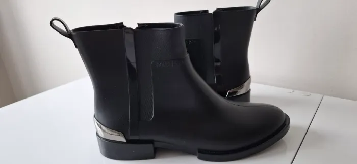 BOTA PETITE JOLIE