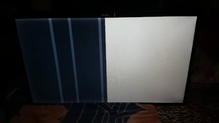 Tv Philips 3d Fhd 42pfl4908g/78 (com Defeito Na Tela)