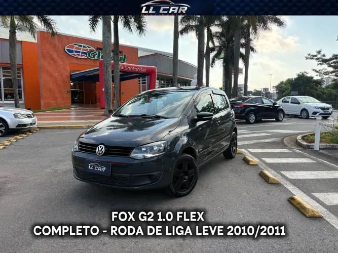 Volkswagen Fox 1.0 MI Total Flex 8V 5P 2011