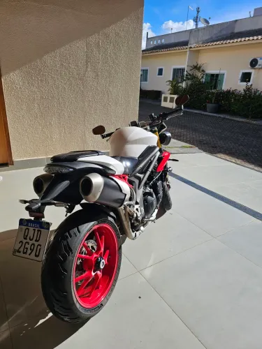 Speed triple 1050r 2017