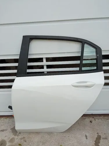 Porta traseira do Onix 2022