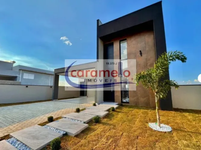 Casa de luxo no Condomínio Villa Real de Bragança - 3 quartos, 3 suítes, 2 salas, 4 banhei