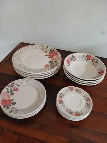 Conjunto de jantar
