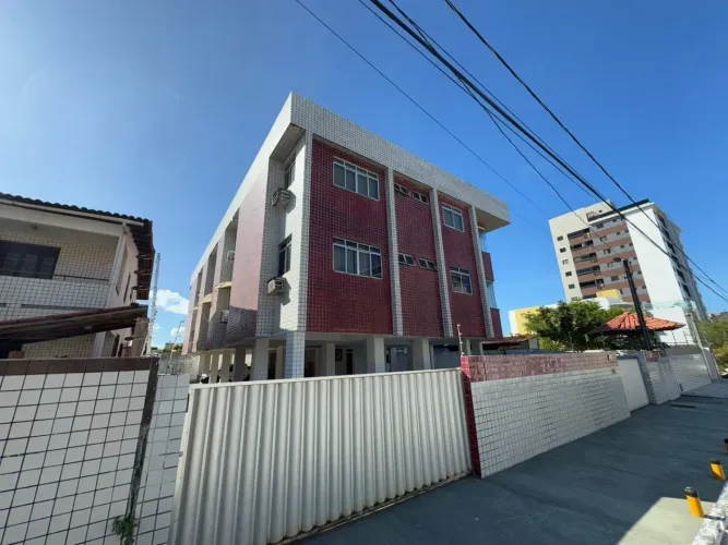 Apartamento com 3 dormitórios à venda, 100 m² por R$ 370.000,00 - Camboinha - Cabedelo/PB
