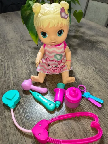 Baby Alive com assesorios