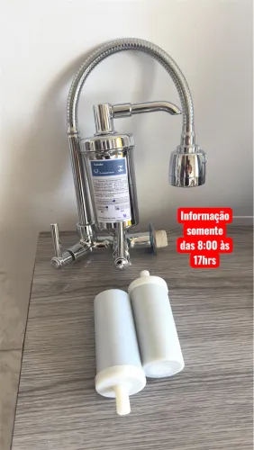 TORNEIRA COM FILTRO DE PAREDE + 2 refil nova 
