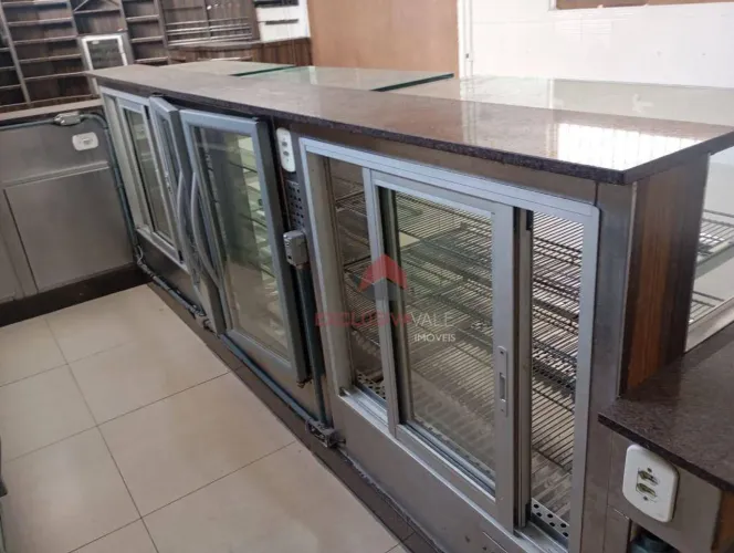Ponto para alugar, 344 m² por R$ 8.000,00/mês - Jardim das Indústrias - São José dos Campo