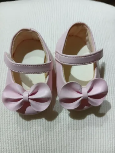Desapego Sapatinho Bebê Menina