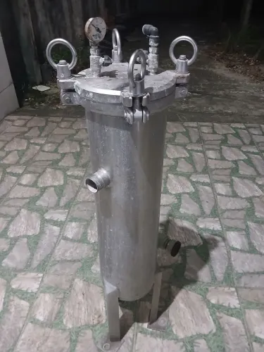 Filtro de água e porta alumínio com vidro