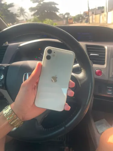 Iphone 11 branco