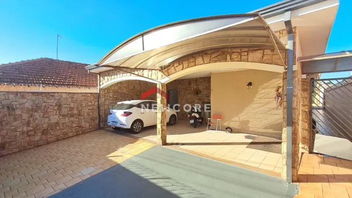 Casa em Rua Venâncio Alonso Perez - Vila Melhado - Araraquara/SP