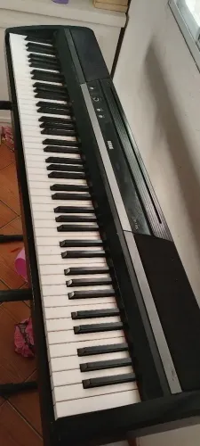 TECLADO PIANO KORG