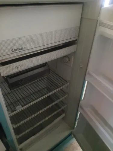 Vendo geladeira consul 
