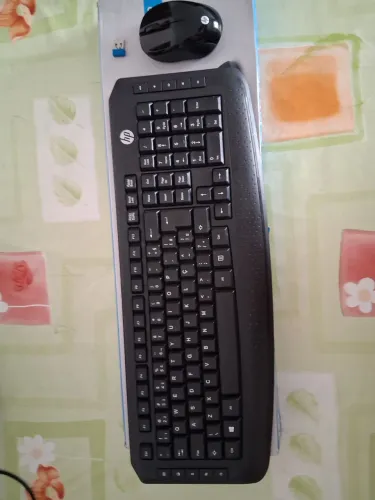 Teclado e Mouse sem fio HP 300