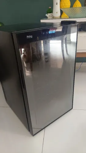 Adega  Premium 24 garrafas 