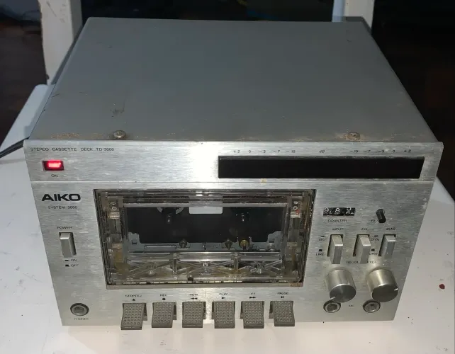 TAPE DECK CASSETE AIKO TD-3000 NO ESTADO LER DESCRIÇÃO NÃO FUNCIONA