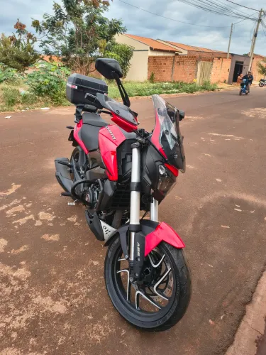Dominar 400 12,000 mil, km sem detalhes, moto muito nova