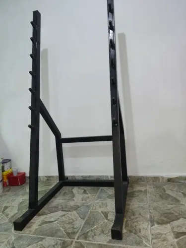 Aparelho de agachamento e supino