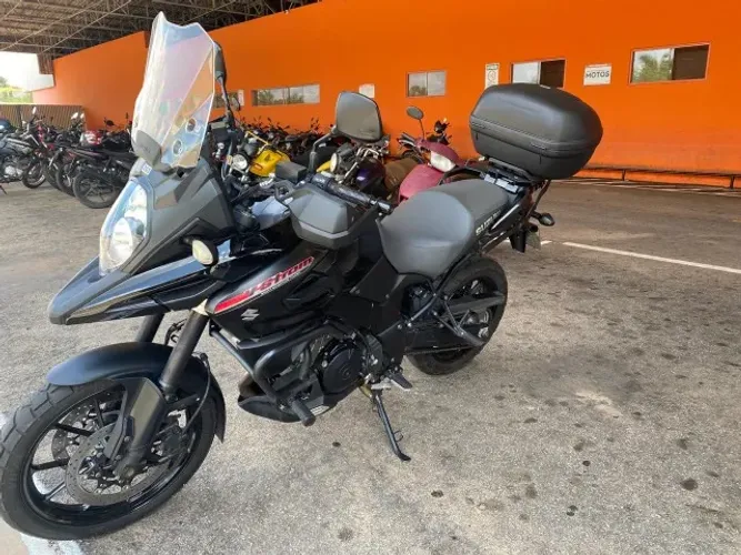 Linda Vstrom 1000 18/19 - Abaixo da Fipe
