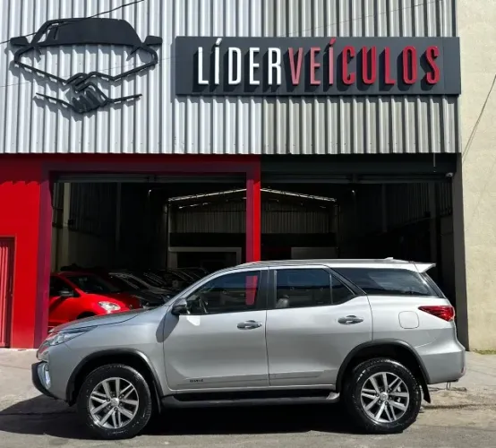 Toyota Hilux SW4 SRV 4X2 2.7 Flex 16V Aut. 2020