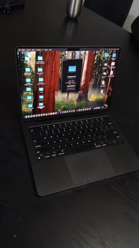 MacBook PRO M4