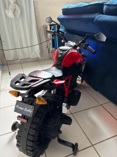 Moto infantil elétrica