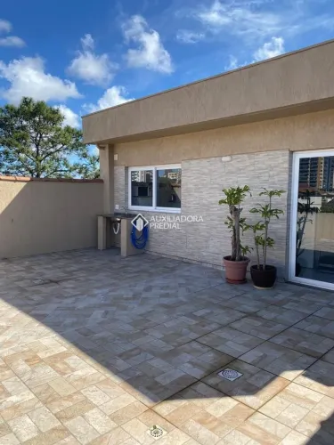 Sala comercial para alugar no bairro São João!
