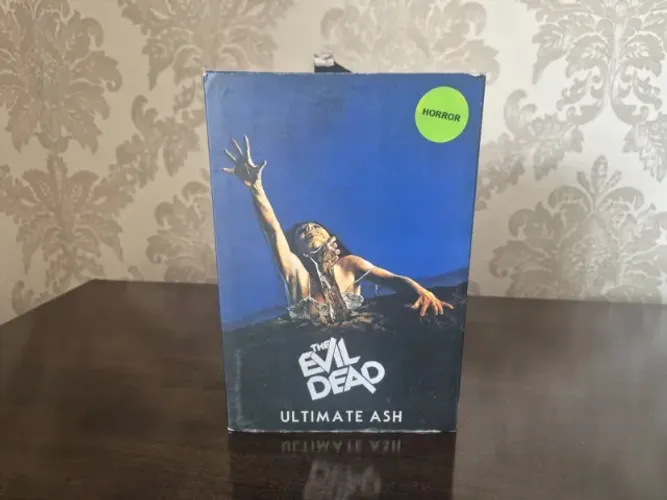 Neca Toys. Evil Dead 40th Anniversary. Ultimate Ash. Oficial