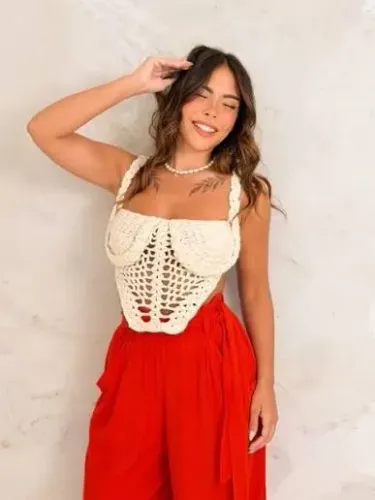 Cropeed de crochê bico branco